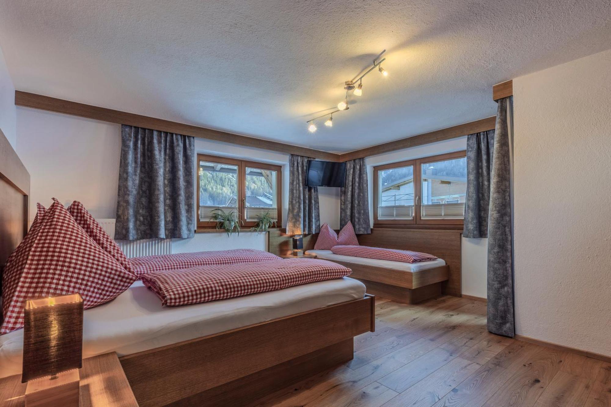 Ferienhaus Tirol Im Oetztal Umhausen Esterno foto